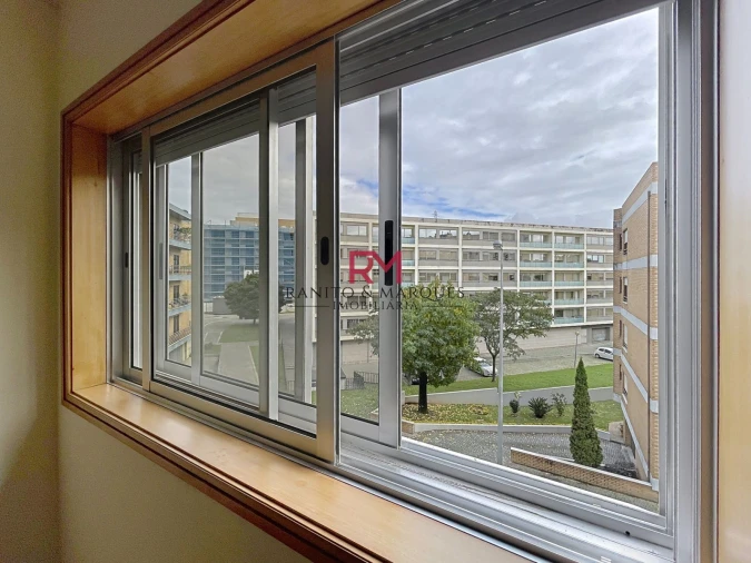 Apartamento T2 para Arrendamento em Cidade da Maia Foto 13