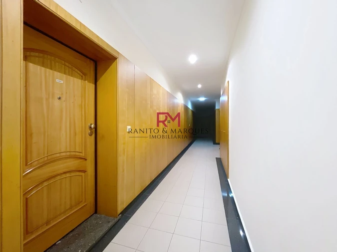 Apartamento T2 para Arrendamento em Cidade da Maia Foto 20