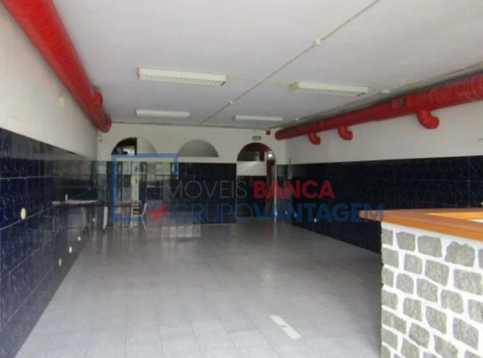 Loja para Venda em Cedofeita, Santo Ildefonso, Sé, Miragaia, São Nicolau e Vitória Foto 12