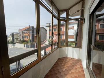Moradia T4 para Venda em Baguim do Monte (Rio Tinto)