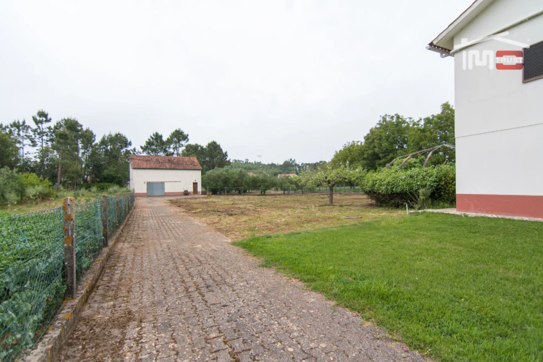 Moradia T4 para Venda em São Mamede Foto 35