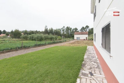 Moradia T4 para Venda em São Mamede