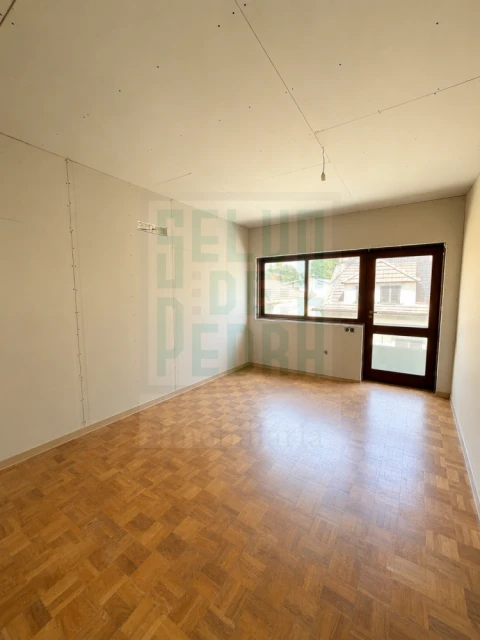 Apartamento T3 para Venda em Lordelo do Ouro e Massarelos
