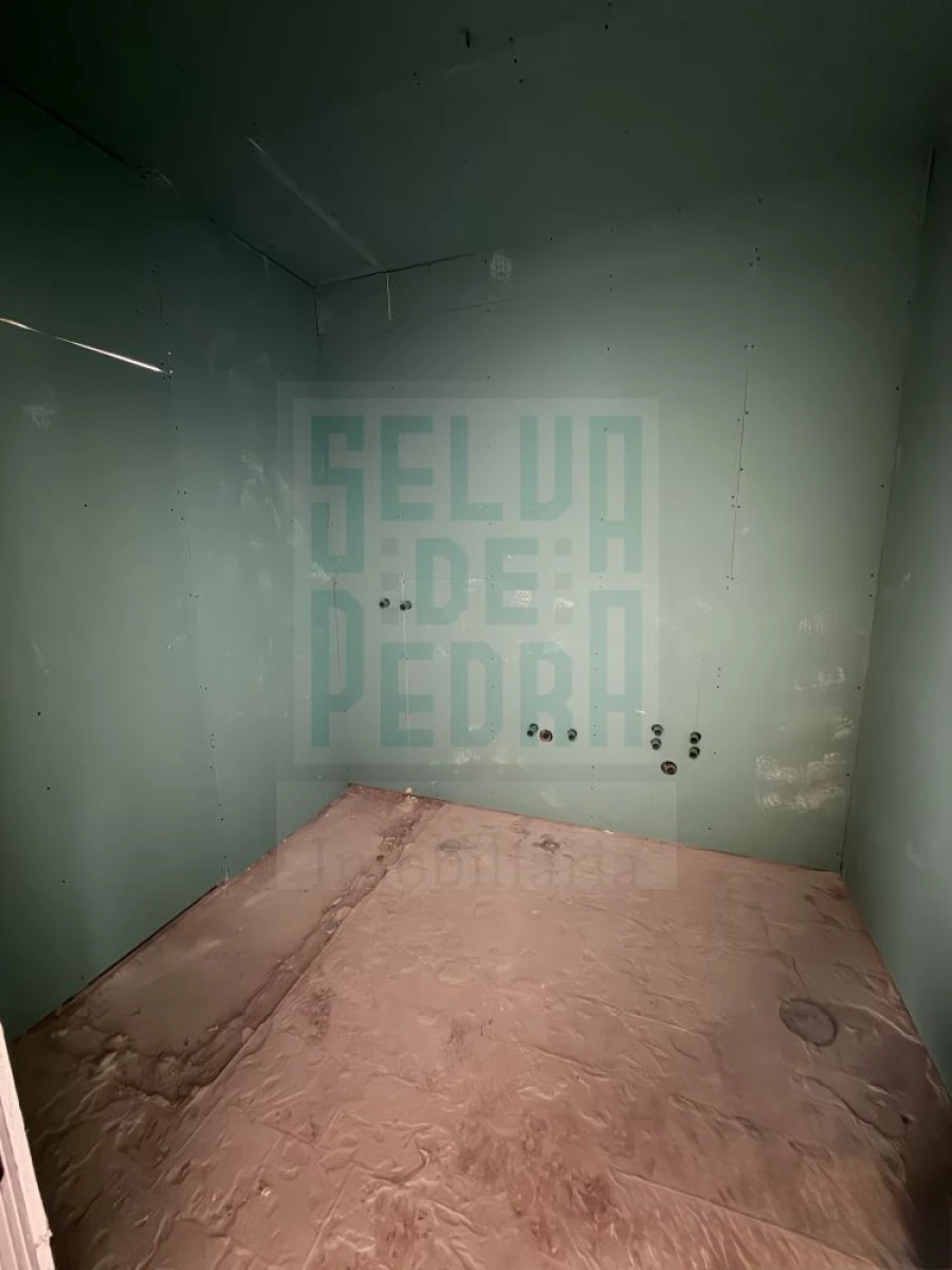 Apartamento T3 para Venda em Lordelo do Ouro e Massarelos Foto 13