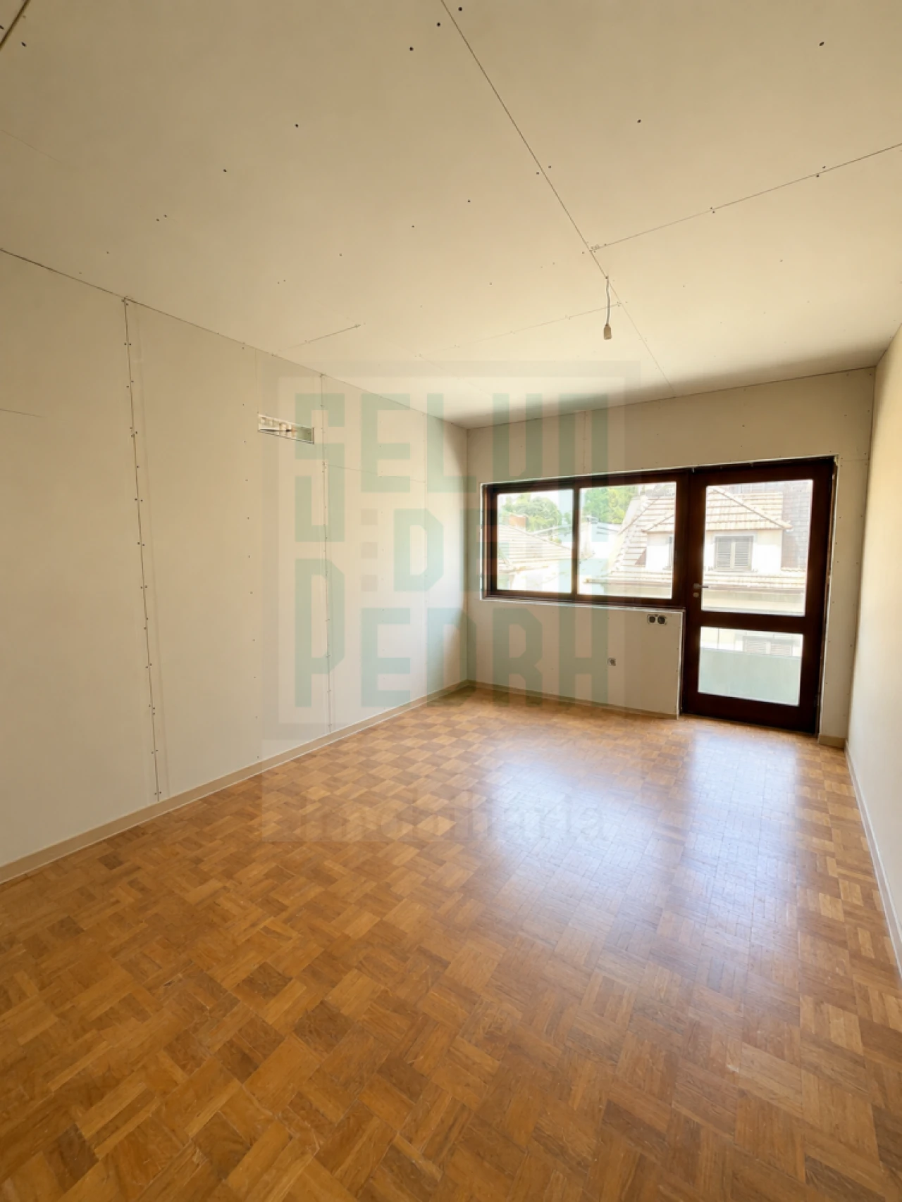 Apartamento T3 para Venda em Lordelo do Ouro e Massarelos Foto 12