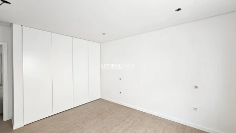 Apartamento T3 para Venda em Esgueira