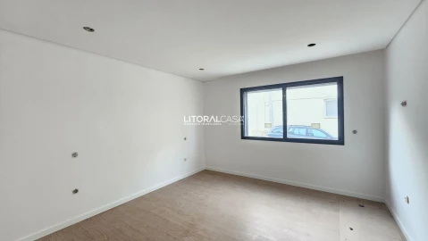 Apartamento T3 para Venda em Esgueira