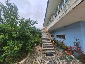 Moradia T3 para Venda em Cadaval e Pêro Moniz
