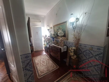 Moradia T3 para Venda em Cadaval e Pêro Moniz