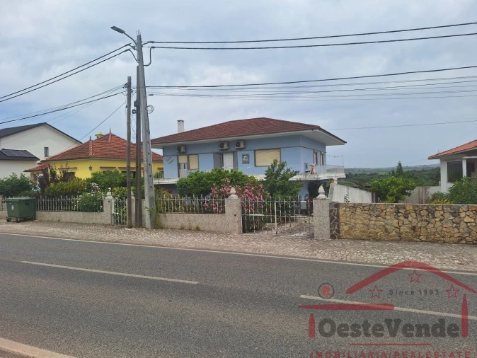 Moradia T3 para Venda em Cadaval e Pêro Moniz Foto 2