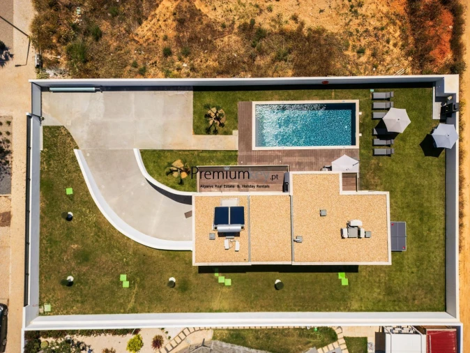 Moradia T4 para Venda em Alcantarilha e Pêra Foto 33