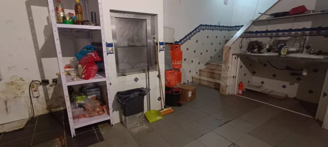 Loja para Trespasse em Agualva e Mira-Sintra Foto 20