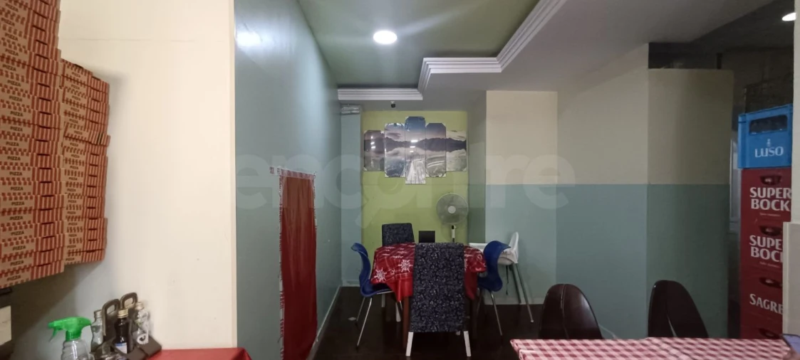 Loja para Trespasse em Agualva e Mira-Sintra Foto 10