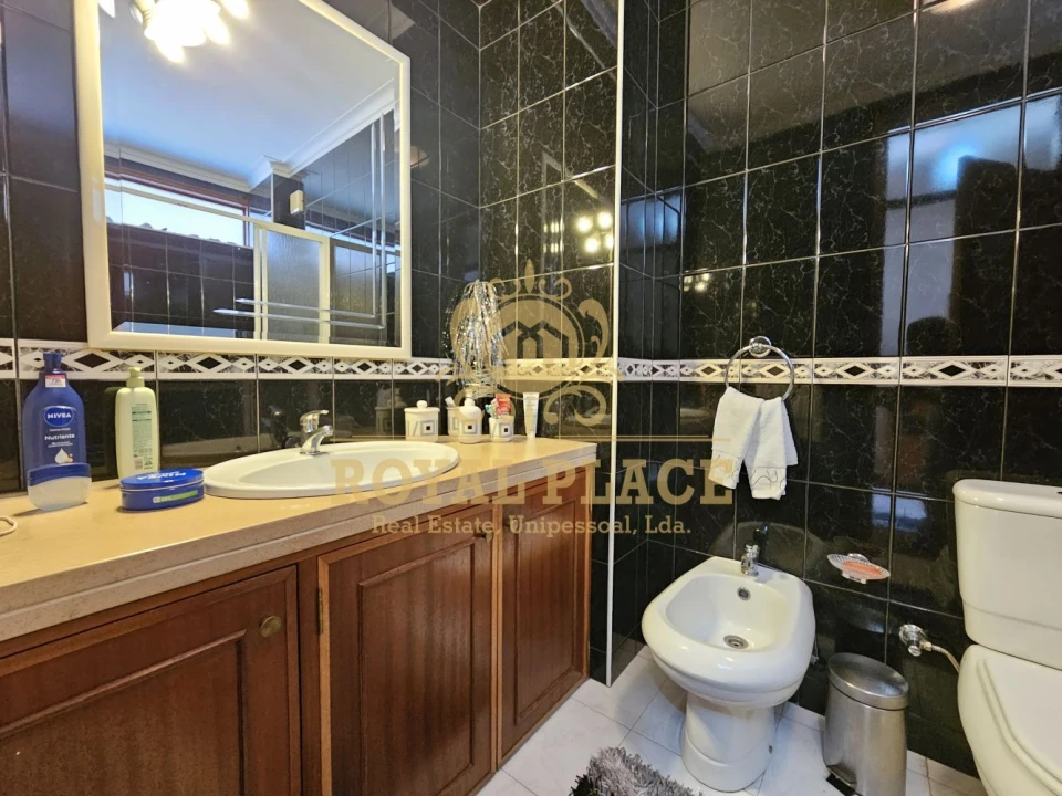 Apartamento T2 para Venda em Santa Maria de Lamas Foto 11