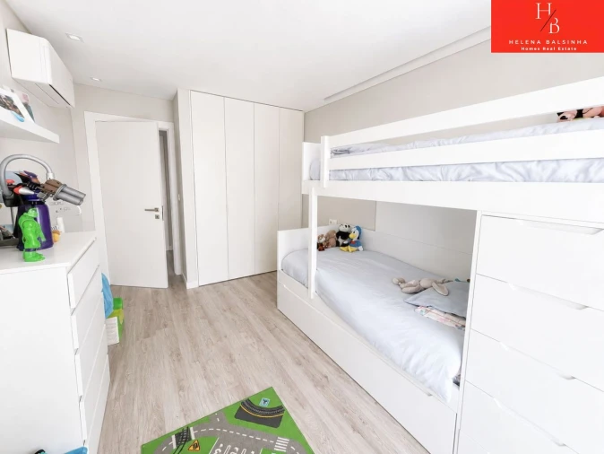 Apartamento T2 para Venda em Pontinha e Famões Foto 10
