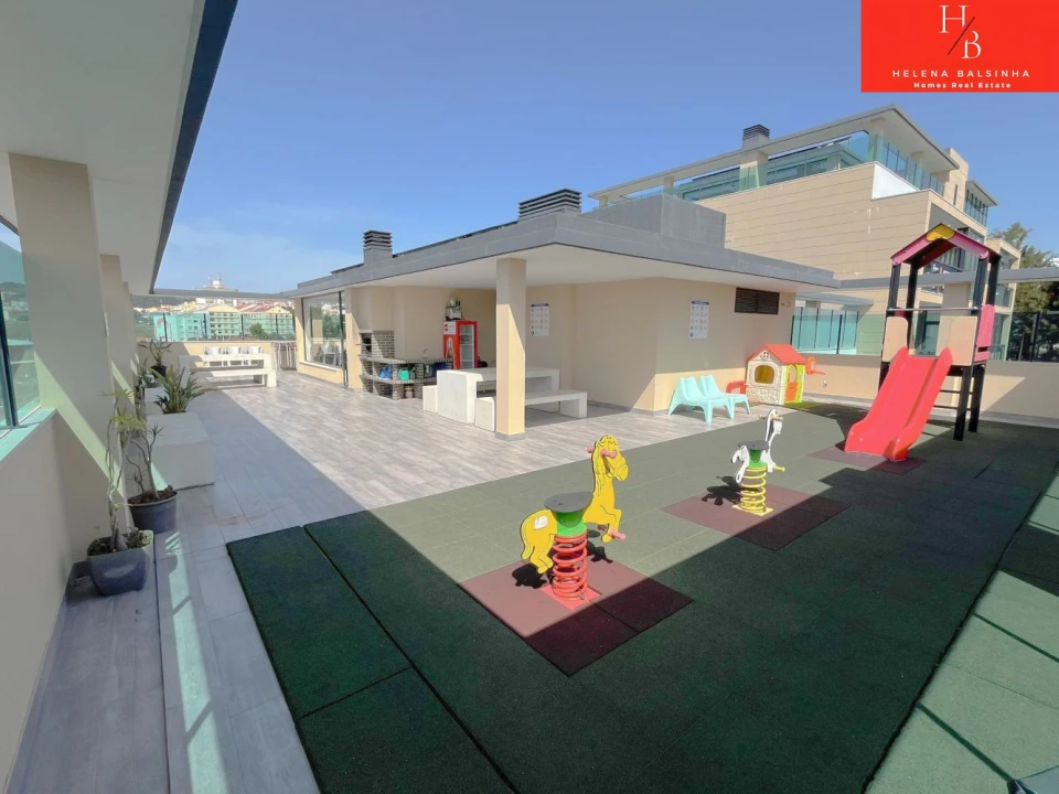 Apartamento T2 para Venda em Pontinha e Famões Foto 18