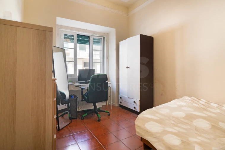 Apartamento T4 para Venda em Areeiro Foto 3