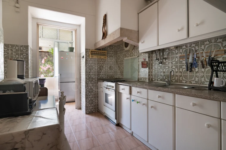 Apartamento T4 para Venda em Areeiro Foto 7