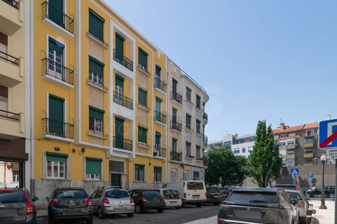 Apartamento T4 para Venda em Areeiro Foto 11
