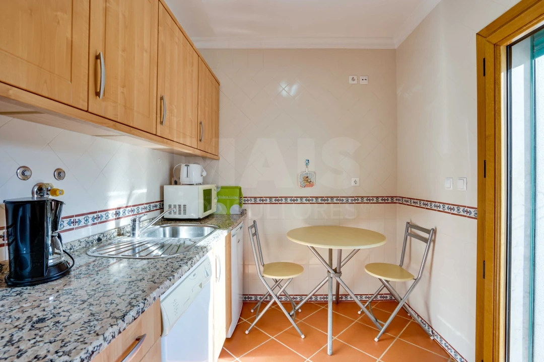 Apartamento T2 para Venda em Albufeira e Olhos de Água Foto 5