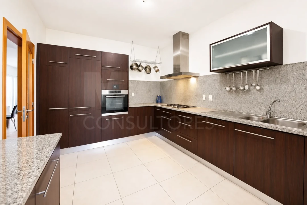 Moradia T5 para Venda em Boliqueime Foto 2