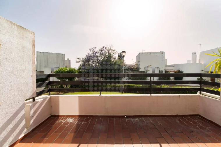 Quinta T2 para Venda em Quarteira Foto 7