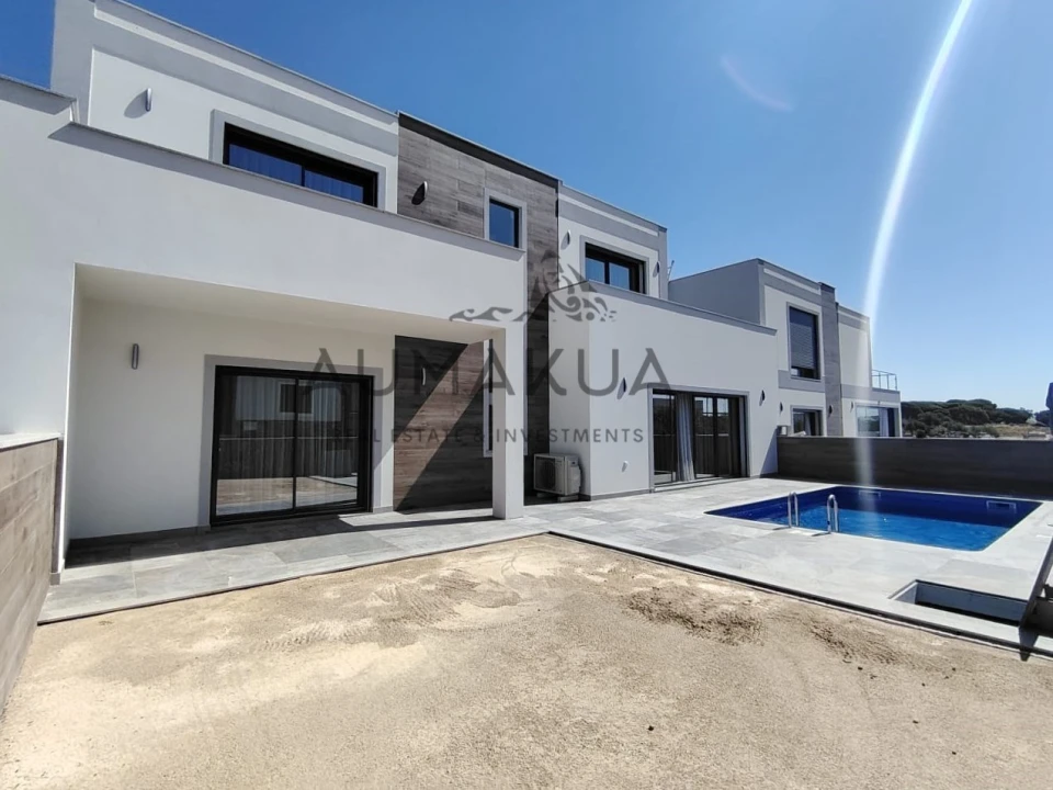 Moradia T3 para Venda em Albufeira e Olhos de Água Foto 1