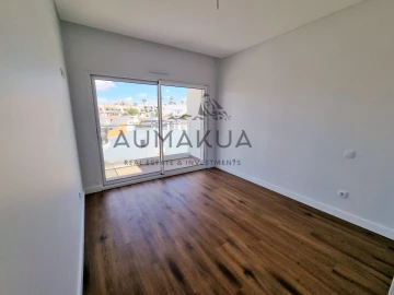 Apartamento T3 para Venda em Albufeira e Olhos de Água