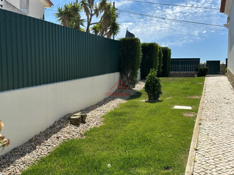Moradia T3 para Venda em Ericeira Foto 29