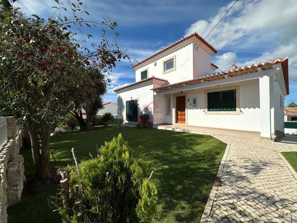 Moradia T3 para Venda em Ericeira Foto 2