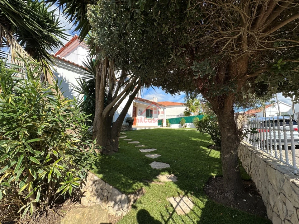 Moradia T3 para Venda em Ericeira Foto 3
