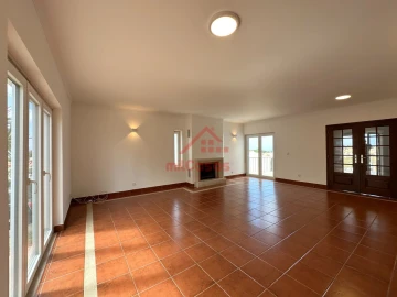 Moradia T3 para Venda em Ericeira