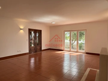 Moradia T3 para Venda em Ericeira