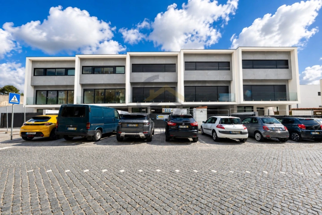 Moradia T3 para Venda em Cristelos, Boim e Ordem Foto 26