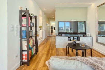 Apartamento T1 para Venda em Benfica