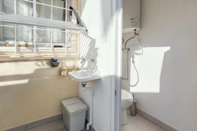 Apartamento T1 para Venda em Benfica