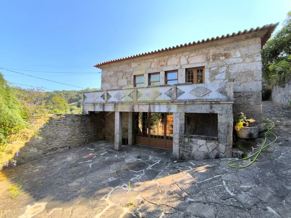 Moradia T2 para Venda em Subportela, Deocriste e Portela Susã Foto 1
