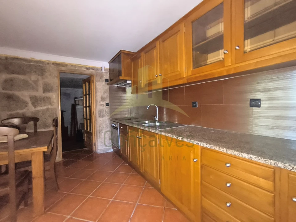 Moradia T2 para Venda em Subportela, Deocriste e Portela Susã Foto 10