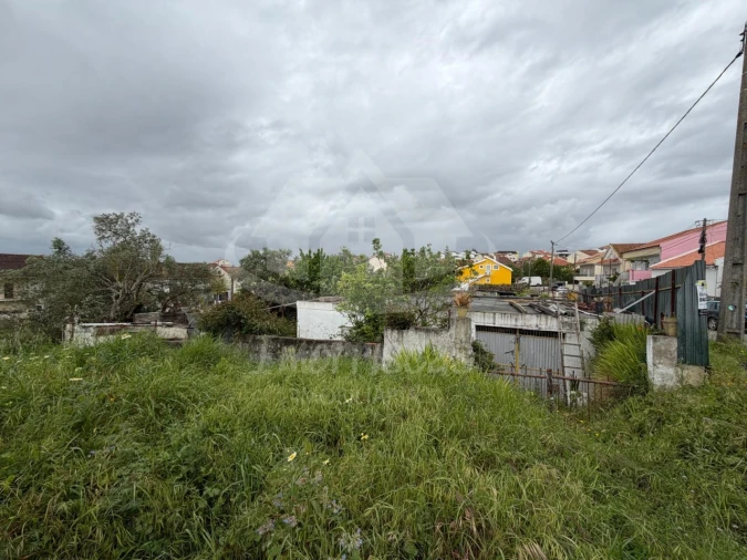 Terreno para Venda em Santa Iria de Azoia, São João da Talha e Bobadela Foto 4