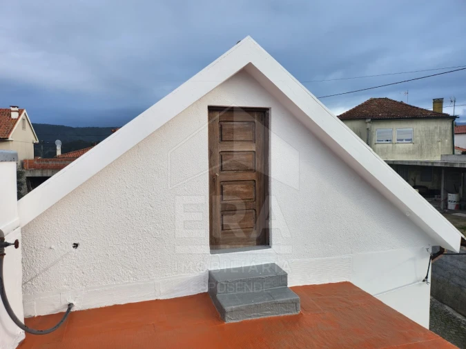 Moradia T2 para Venda em Vila de Punhe Foto 9