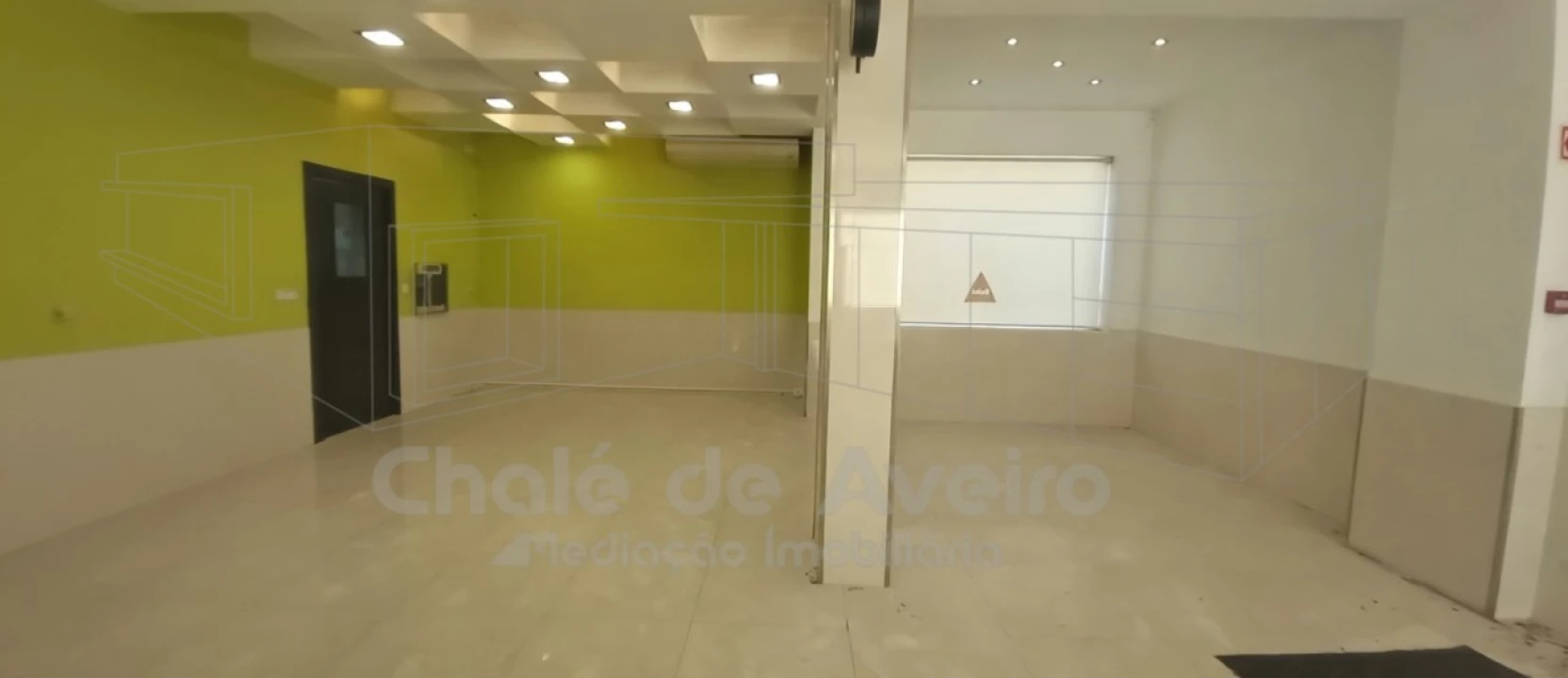 Loja para Venda em Recardães e Espinhel Foto 1