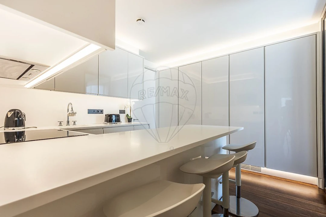 Apartamento T3 para Venda em Avenidas Novas Foto 36