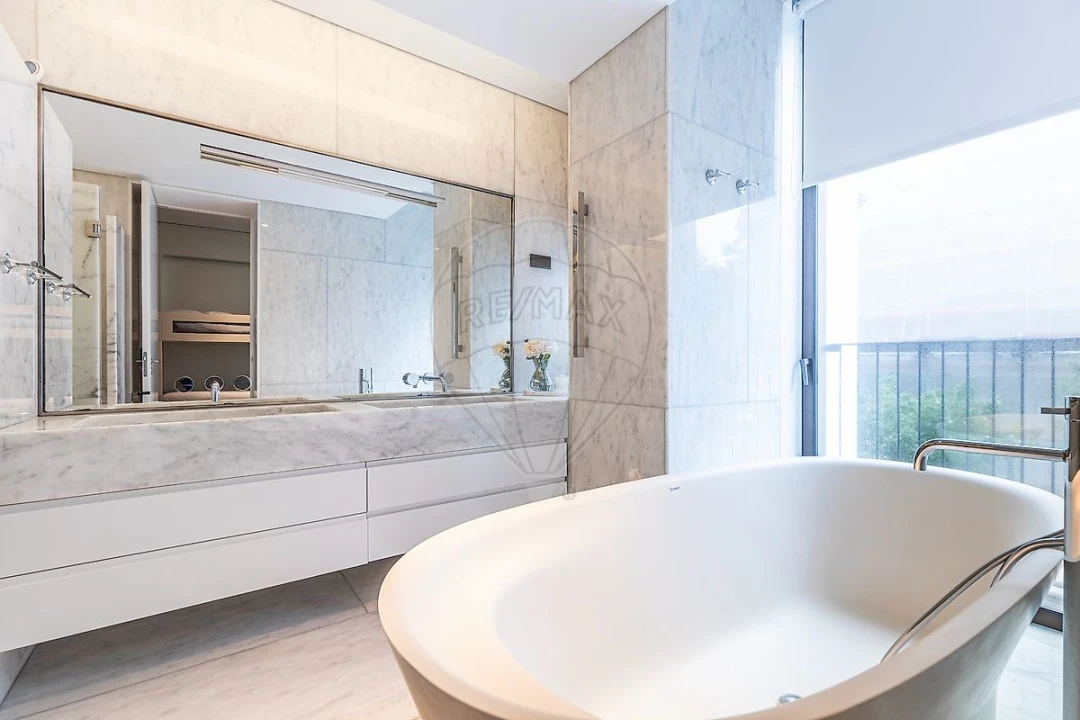 Apartamento T3 para Venda em Avenidas Novas Foto 9
