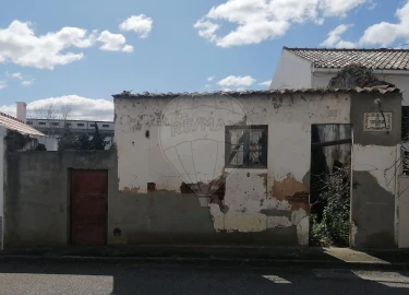 Moradia T1 para Venda em Alpiarça