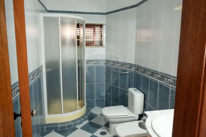 Apartamento T2 para Venda em Palhais e Coina