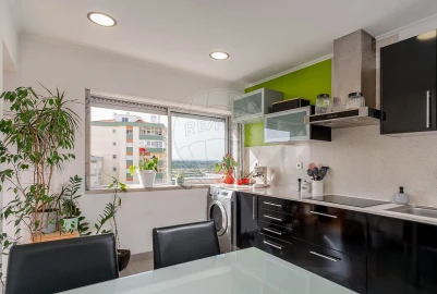 Apartamento T3 para Venda em Corroios