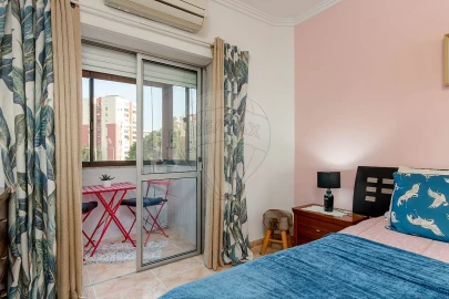 Apartamento T3 para Venda em Corroios