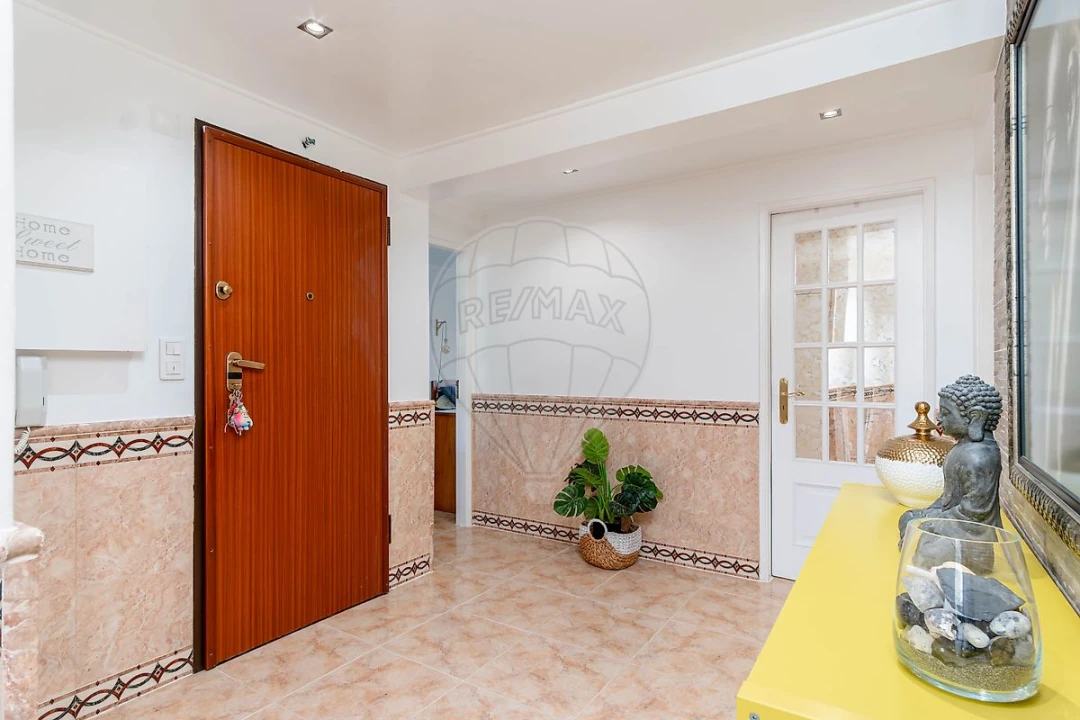 Apartamento T3 para Venda em Corroios Foto 12
