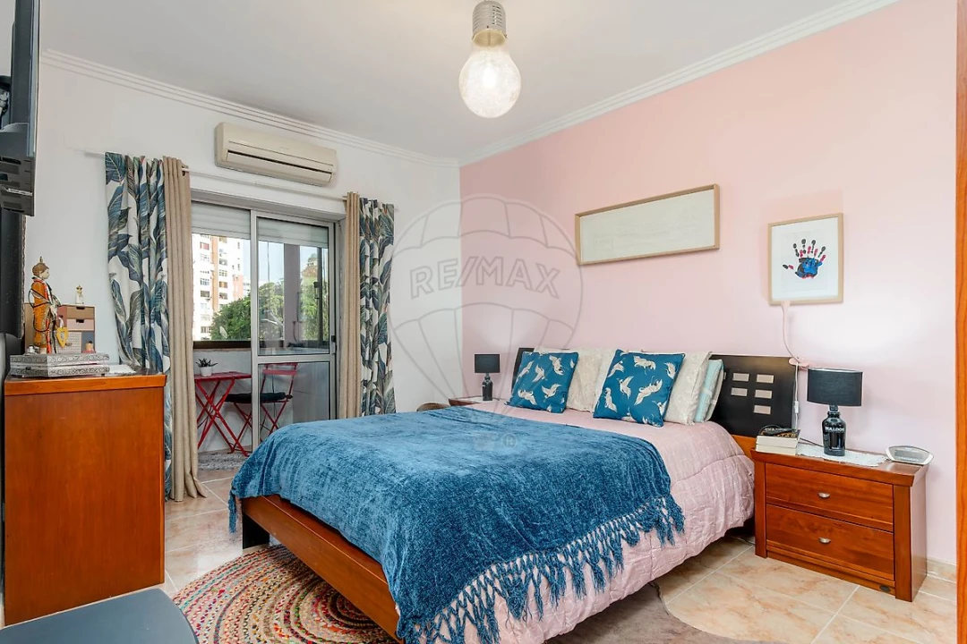 Apartamento T3 para Venda em Corroios Foto 4