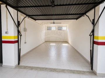 Apartamento T3 para Venda em Falagueira-Venda Nova